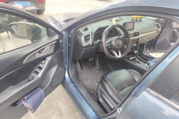 Used Mazda Mazda 3 Axela 2017 Sedan 1.5L Automatic Luxury Model Emission Standard China V