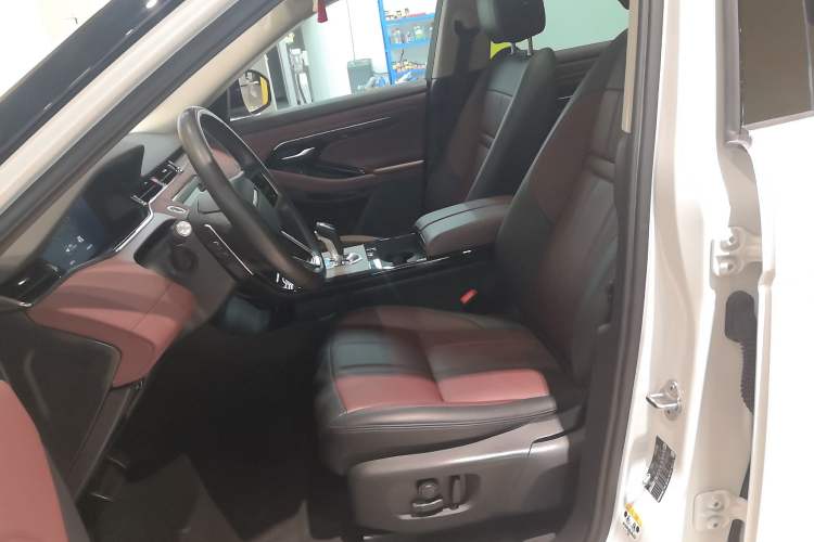 Used Land Rover Range Rover Evoque New Energy 2022 Aurora L P300e Plug-in Hybrid Electric Version