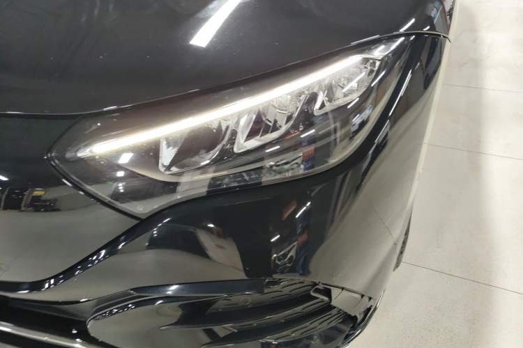 Used Mercedes-Benz EQE 2022 350 Pioneer Edition
