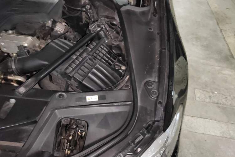 Used BMW 5 Series 2014 525Li Luxury Design Package
