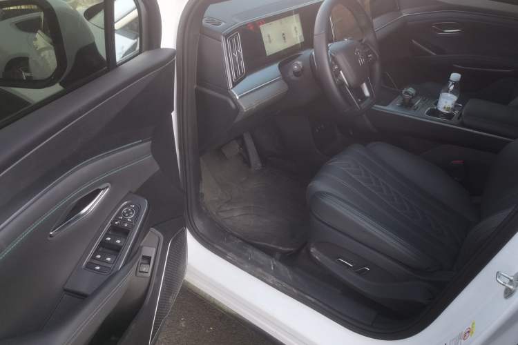 Used BYD Song L DM-i 2025 Intelligent Driving Version 160 km Beyond-Range Type