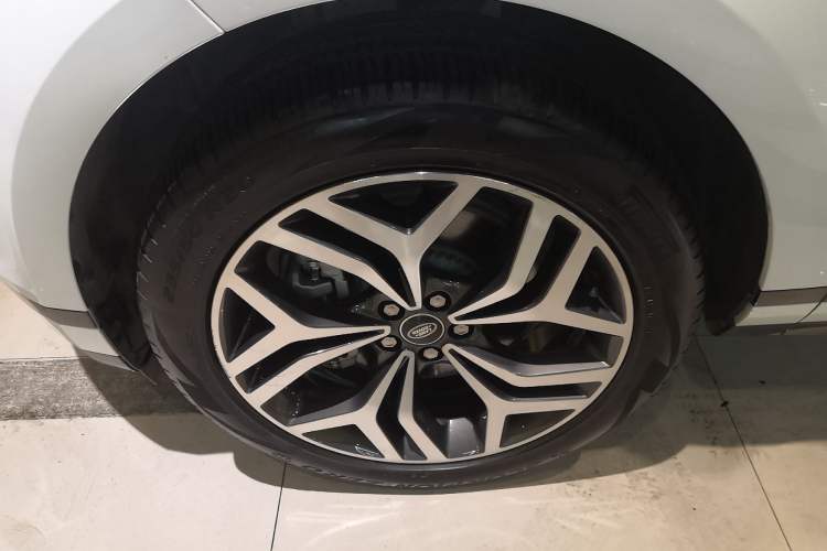 Used Land Rover Range Rover Evoque New Energy 2022 Aurora L P300e Plug-in Hybrid Electric Version