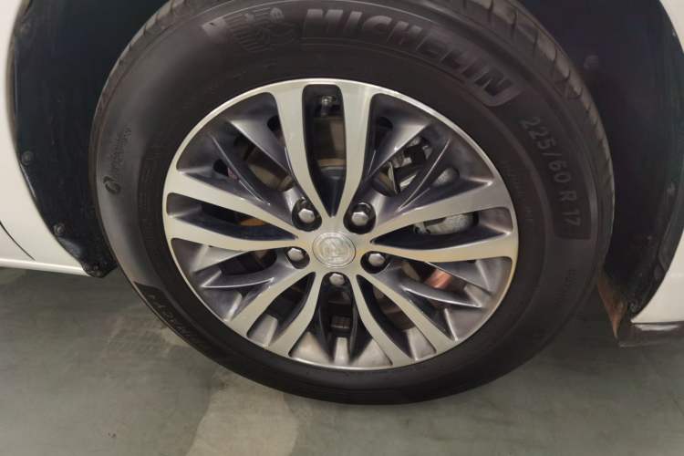 Used Buick GL8 2022 ES Landtrek 653T Comfort Edition
