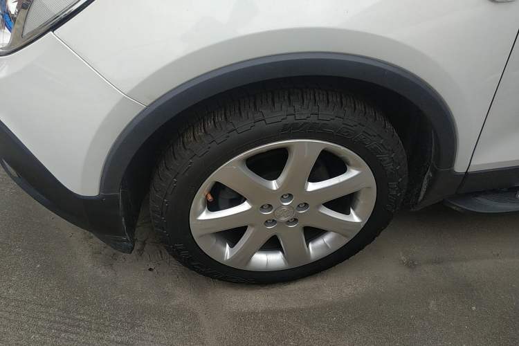 Used Buick Encore 2015 1.4T Automatic Two-Wheel Drive Urban Elite Version
