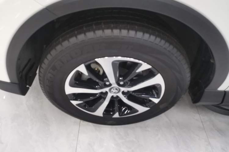 Used Toyota RAV4 2019 2.0L CVT Two-Wheel Drive Comfort Edition China VI Standard
