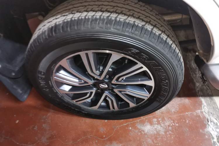 Used Nissan Terra 2020 2.5L XL Upper 4WD Automatic Four-Wheel Drive Luxury Edition
