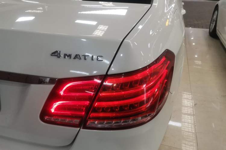 Used Mercedes-Benz E-Class 2015 Facelift E 200 L Sport Edition