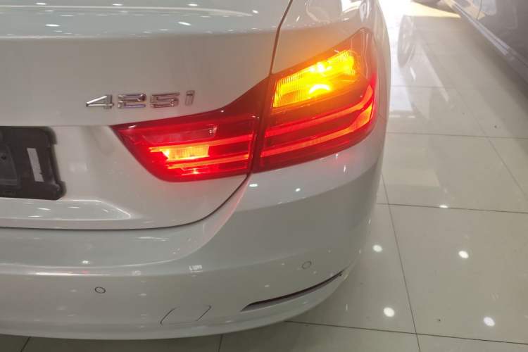 Used BMW 4 Series 2014 420i Fashion Model