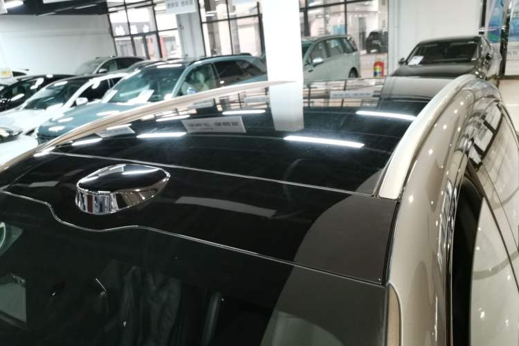 Used Zeekr 7X 2025 100 kWh Long-Range Rear-Wheel Drive with Intelligent Driving Features