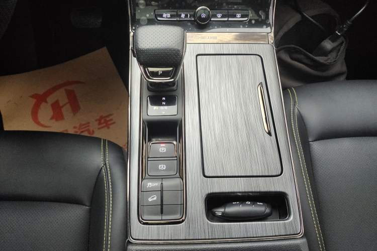 Used Roewe RX5 2021 PLUS 330TGI Automatic National Style Smart Enjoyment Edition
