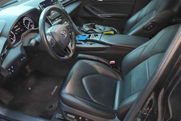 Used Toyota Avalon 2019 Dual-Engine 2.5L Luxury Edition China VI Standard
