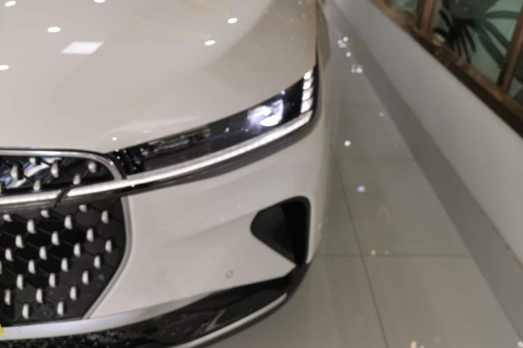 Used Lincoln Nautilus 2023 2.0T All-Wheel-Drive Luxury Edition
