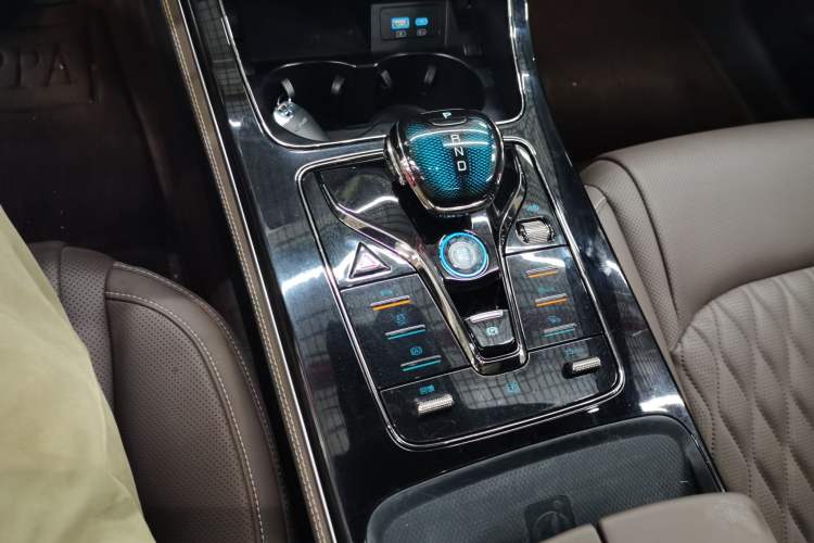 Used BYD Han 2023 EV Champion Edition 506KM Front-Wheel-Drive Premium Model
