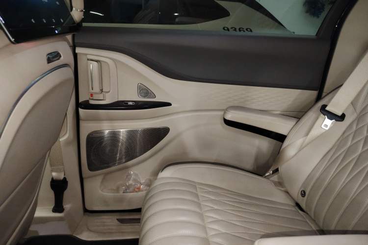 Used VOYAH Dream 2022 Low-Carbon Edition Home
