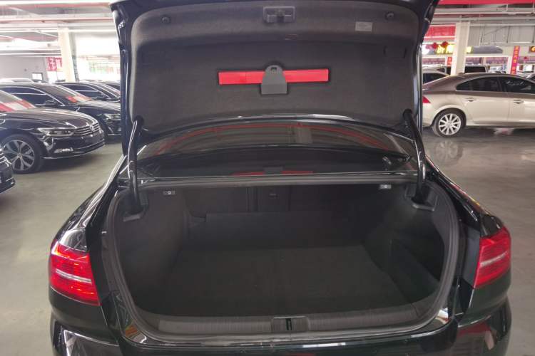 Used Volkswagen Magotan 2019 330TSI DSG Luxury Model China V Standard
